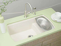 廚房水槽的材質(zhì)該怎么選，看完這篇就知道了
